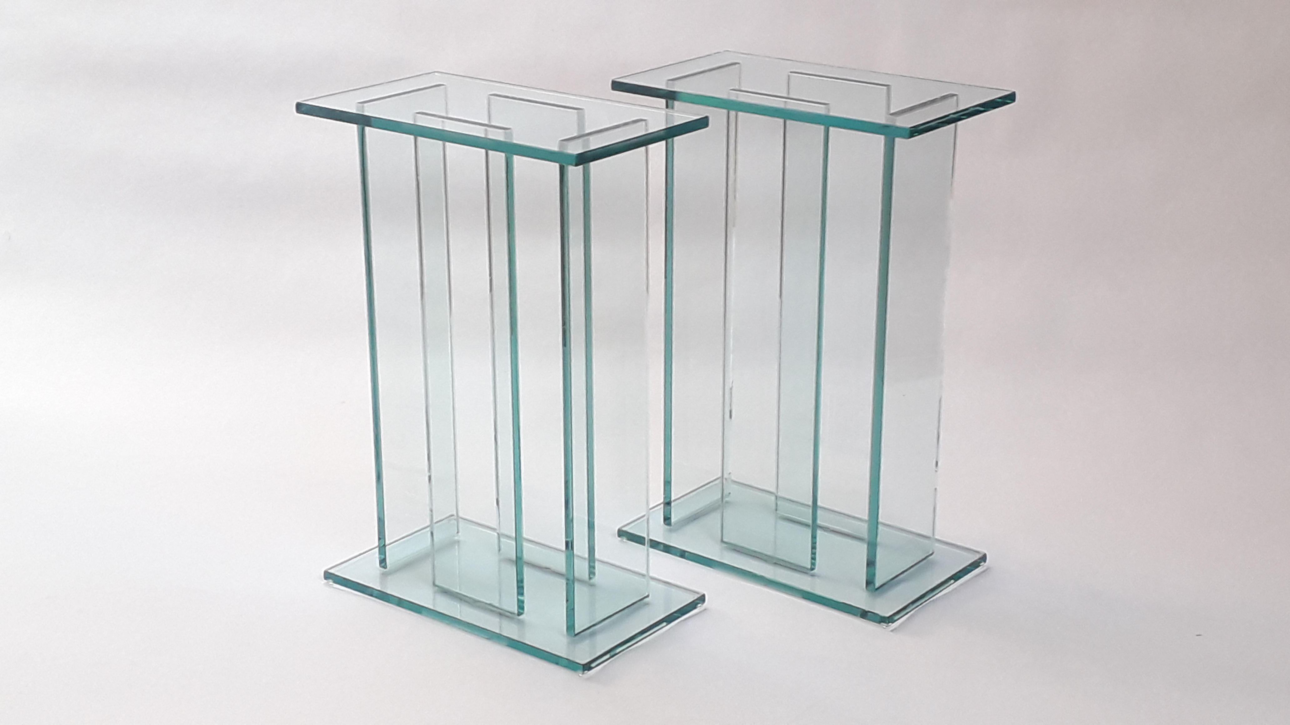 Vincent Pillet Création de meubles en verre sur mesure-Bordeaux-Vitrines  d'exposition-Gironde-Nouvelle Aquitaine